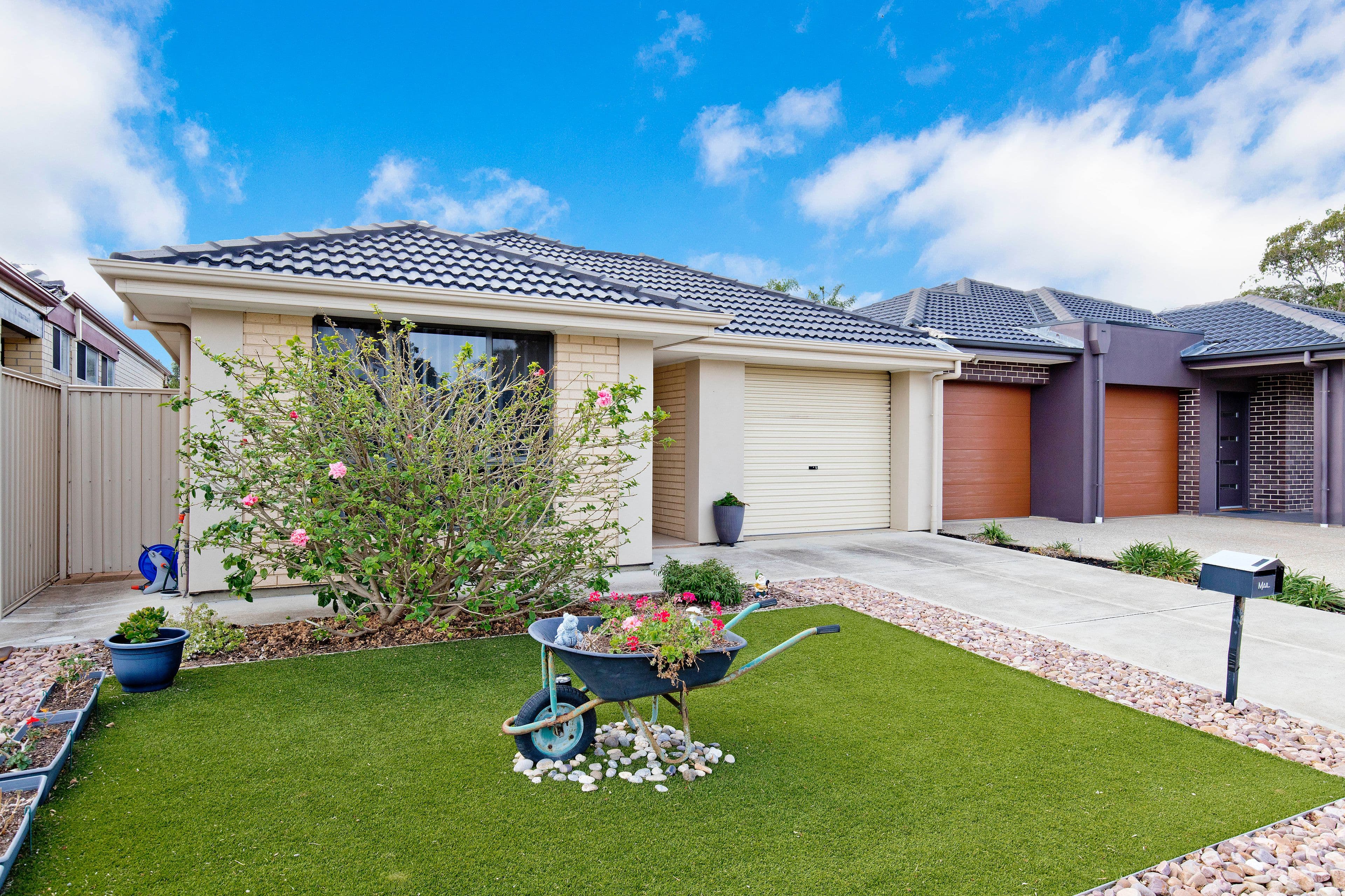 13 Greenfield Crescent, West Lakes Shore SA 5020, West Lakes Shore - Image 1