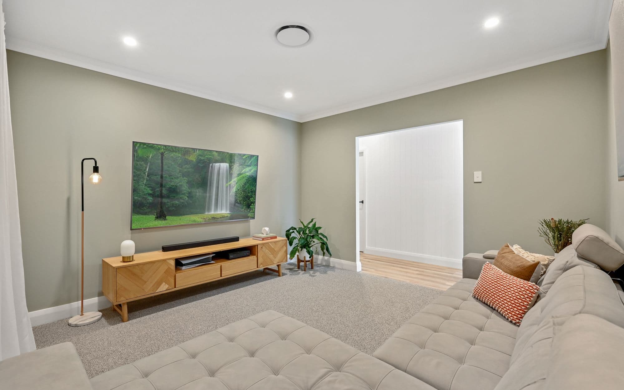 7 McGuanne Street, Campbelltown NSW 2560, Campbelltown - Thumbnail 3