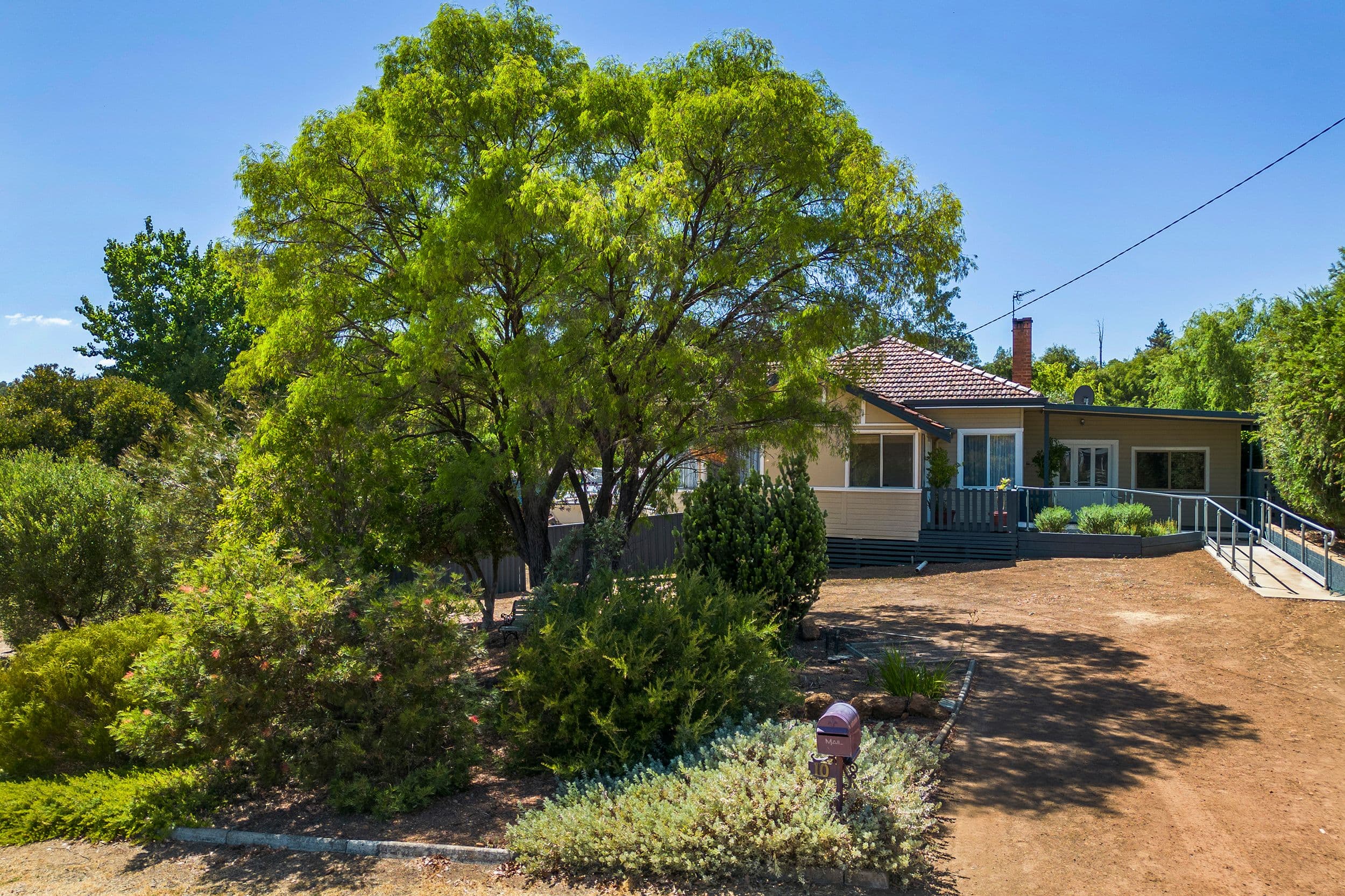 10 Gifford Road, Bridgetown WA 6255, Bridgetown - Image 1