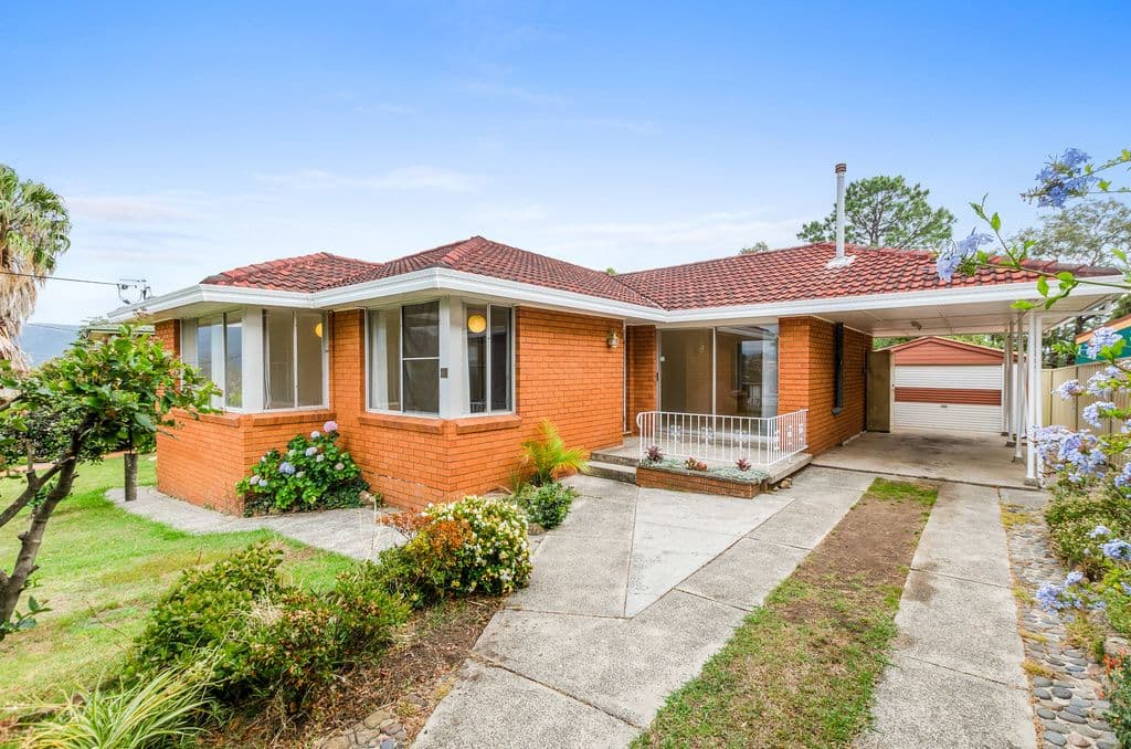 51 Lakelands Drive, Dapto - Image 1