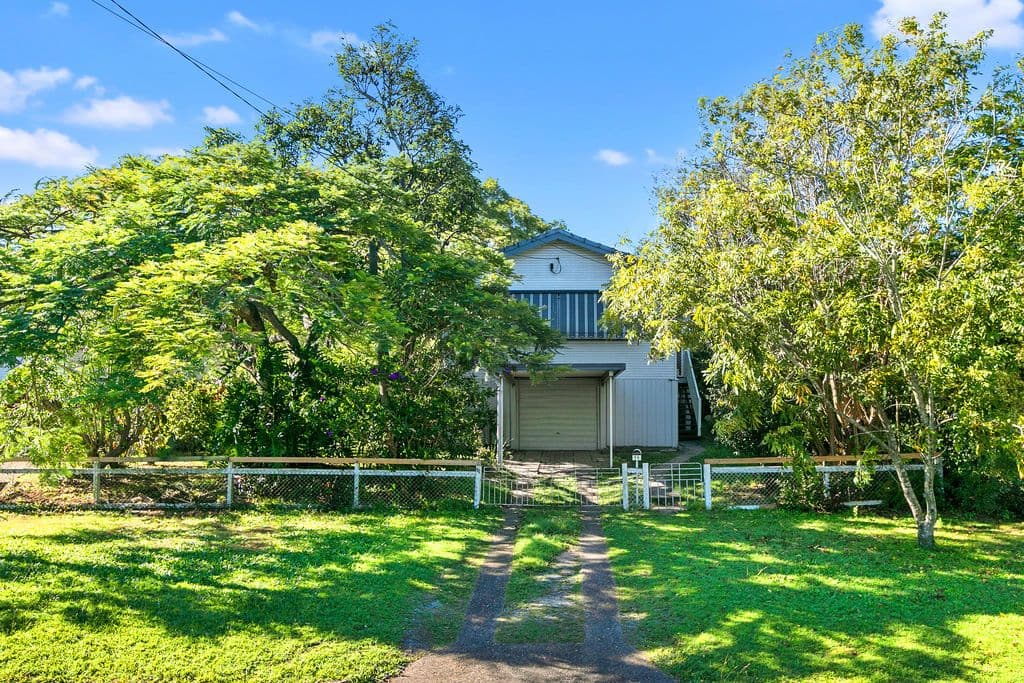 64 Chalfont Street, Salisbury QLD 4107, Salisbury - Image 1