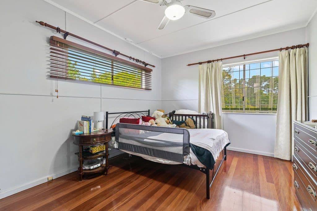 64 Chalfont Street, Salisbury QLD 4107, Salisbury - Thumbnail 4