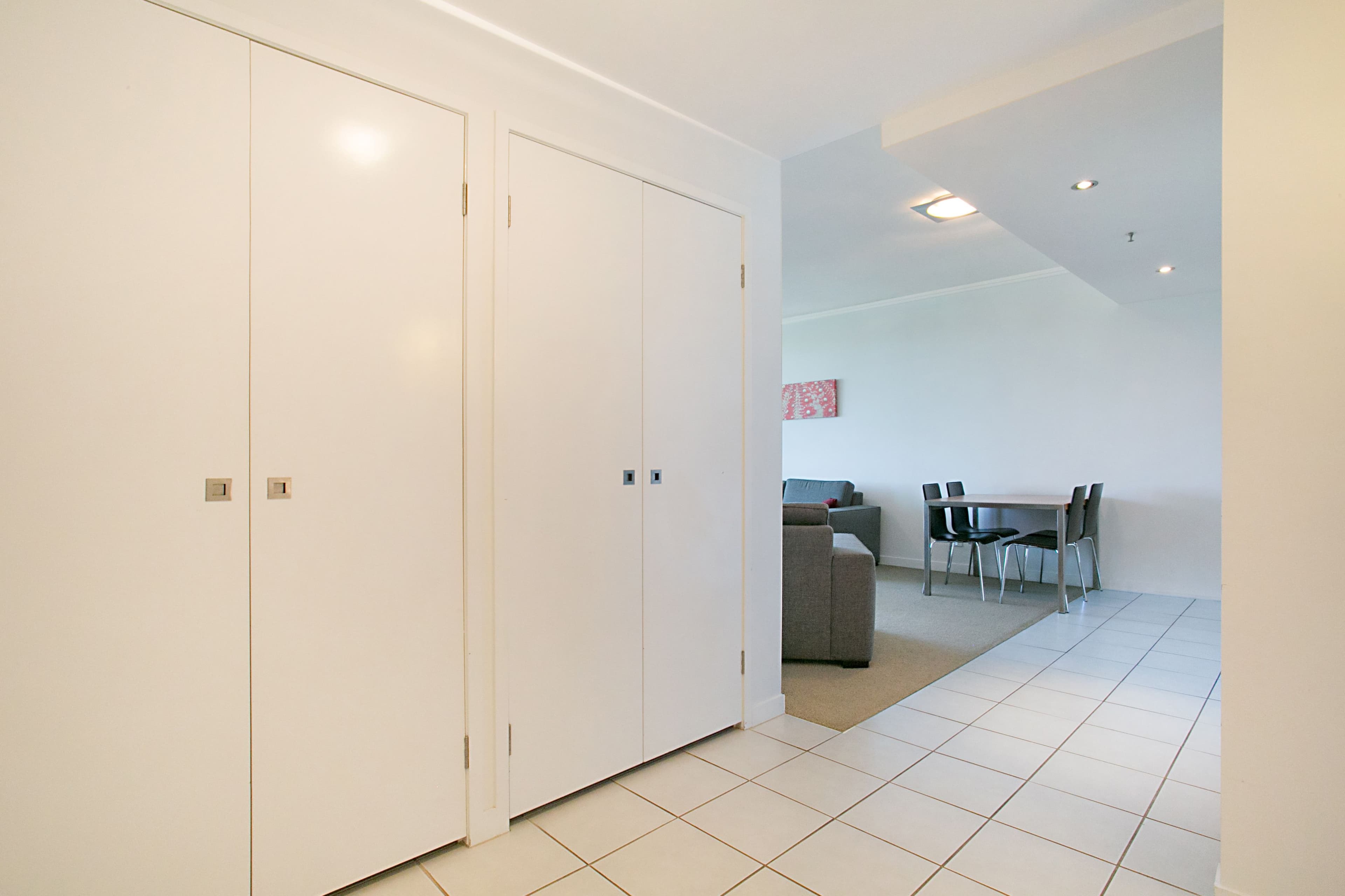 2411 'Freshwater Point' 33 T.E.Peters Drive, Broadbeach Waters QLD 4218, Broadbeach Waters - Thumbnail 7