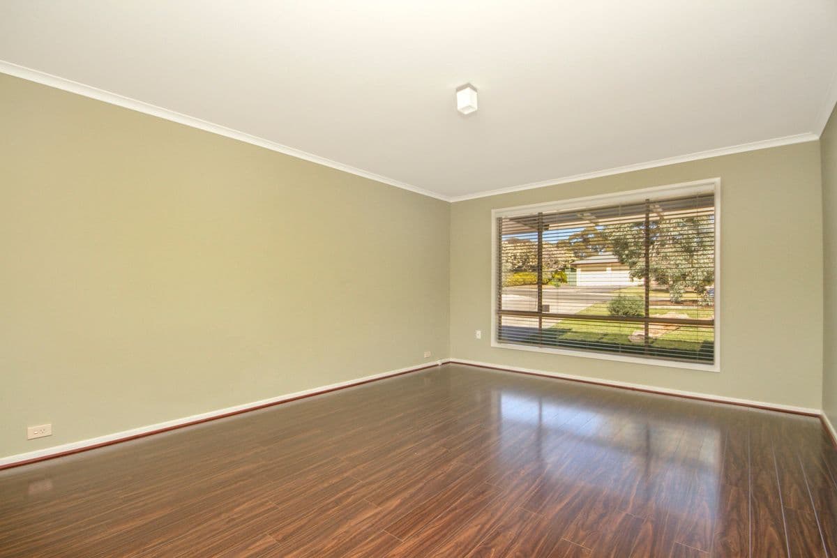5 Bitter Crescent, LYNDOCH SA 5351, Lyndoch - Thumbnail 2