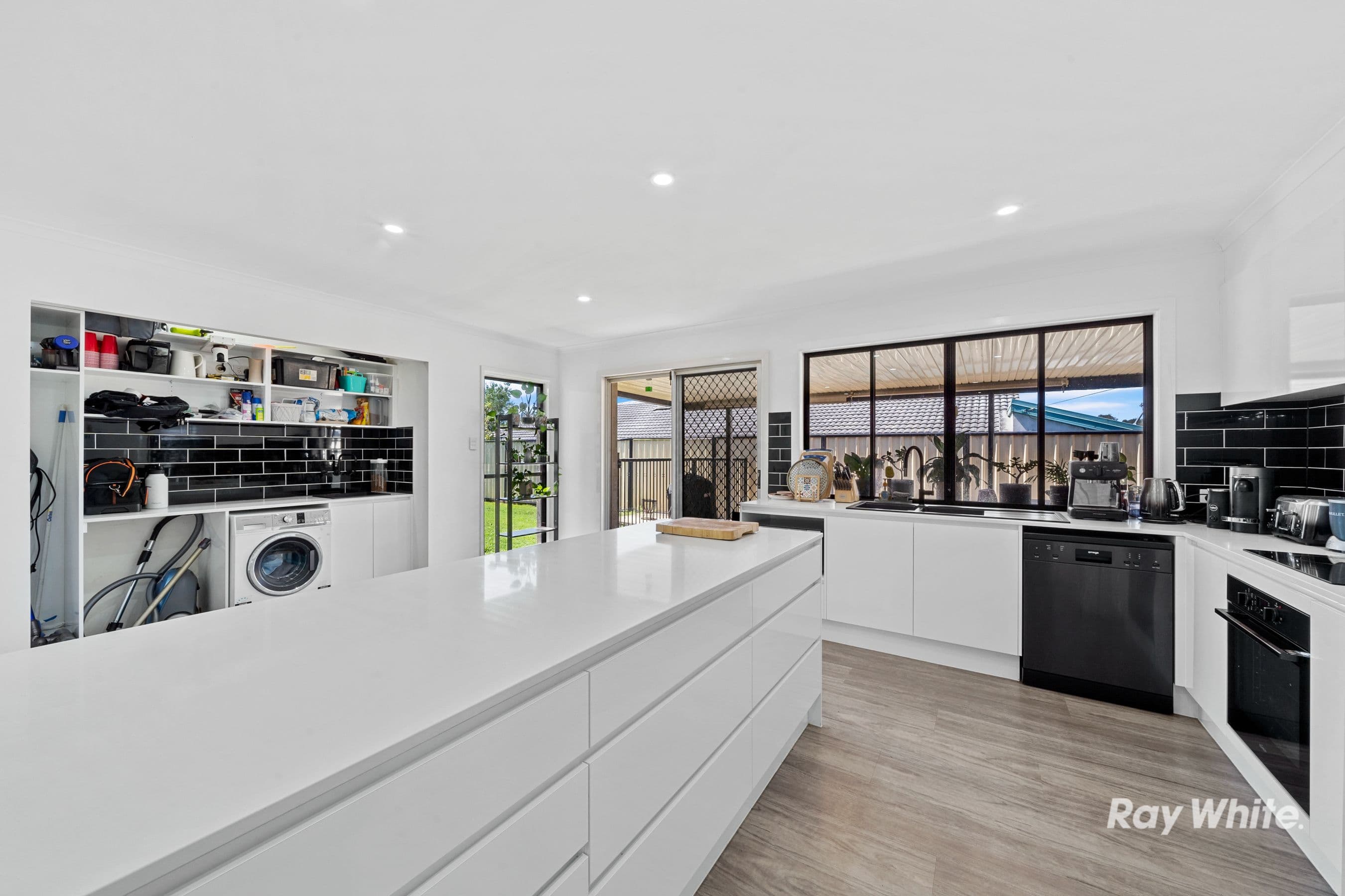 1 Boronia Avenue, Daisy Hill QLD 4127, Daisy Hill - Thumbnail 4