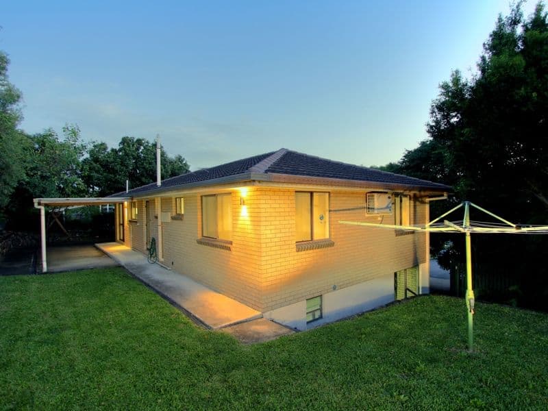 9 Ferris Street, COORPAROO QLD 4151, Coorparoo - Thumbnail 2