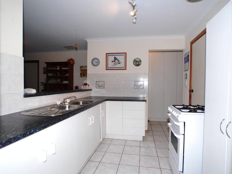 26 Kimber Street, ALDINGA BEACH SA 5173, Aldinga Beach - Thumbnail 4