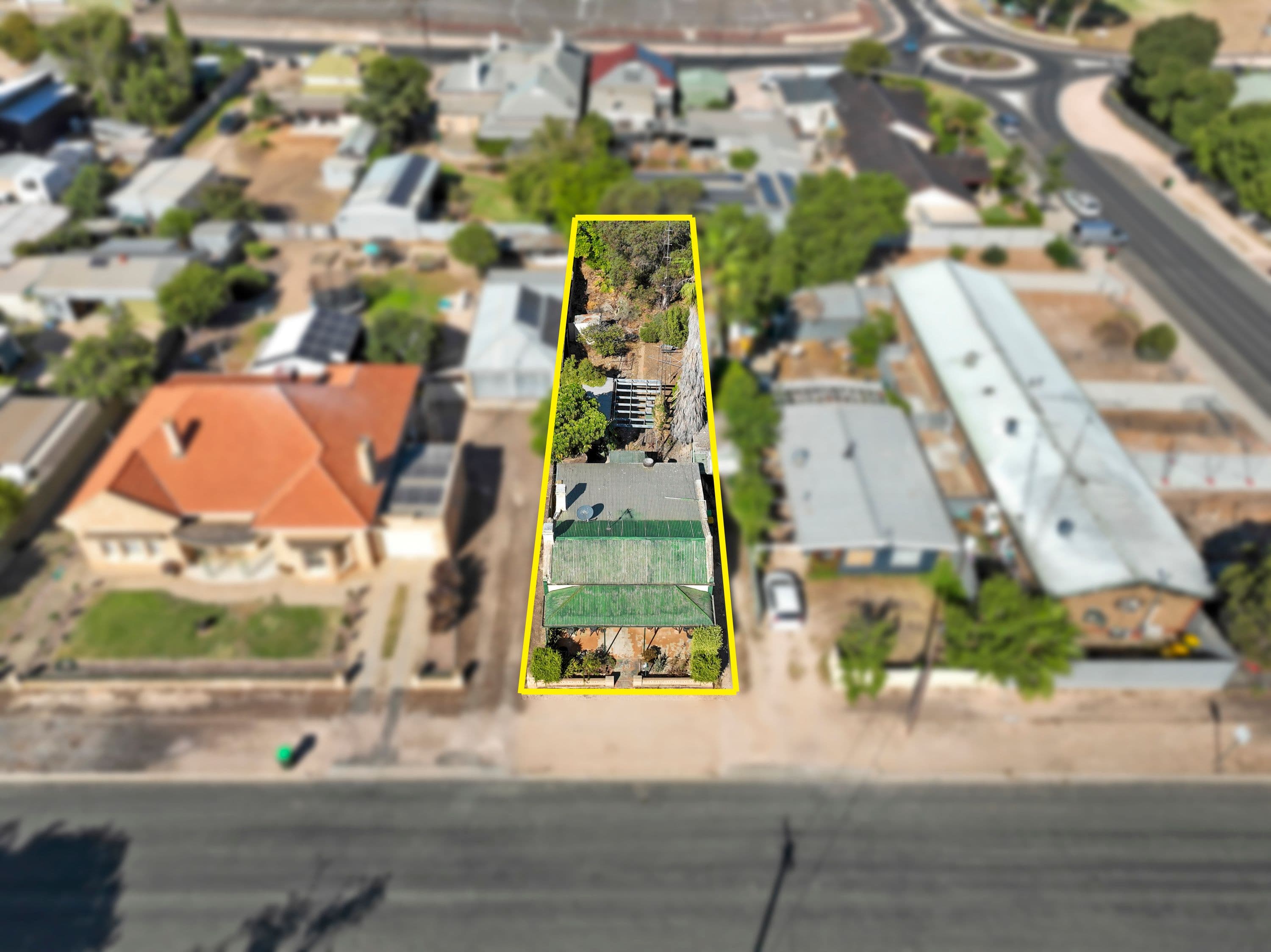 77 Caroline Street, Moonta SA 5558, Moonta - Thumbnail 2