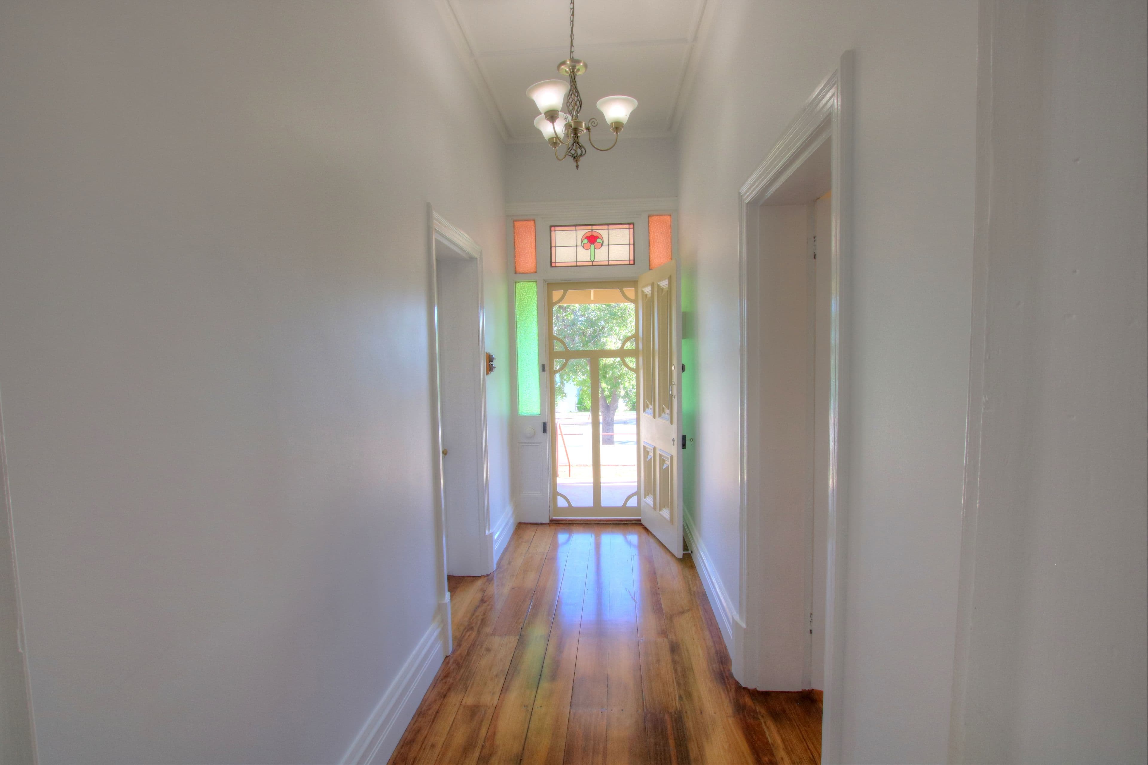 11 Thompson Street, Waikerie SA 5330, Waikerie - Thumbnail 2