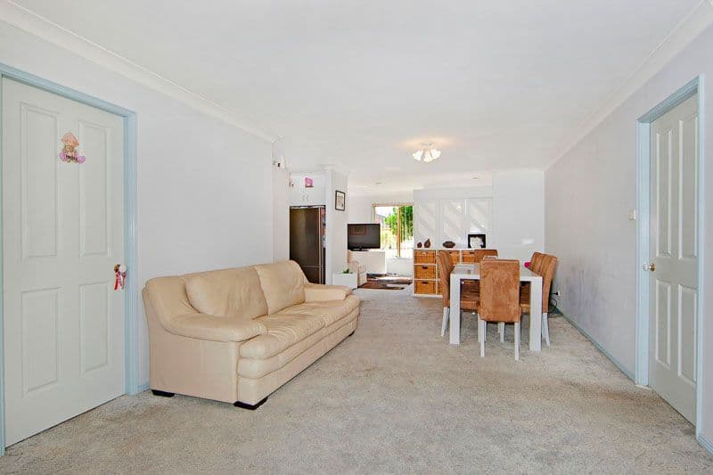 14 Castlereagh Crescent, BATEAU BAY NSW 2261, Bateau Bay - Thumbnail 4