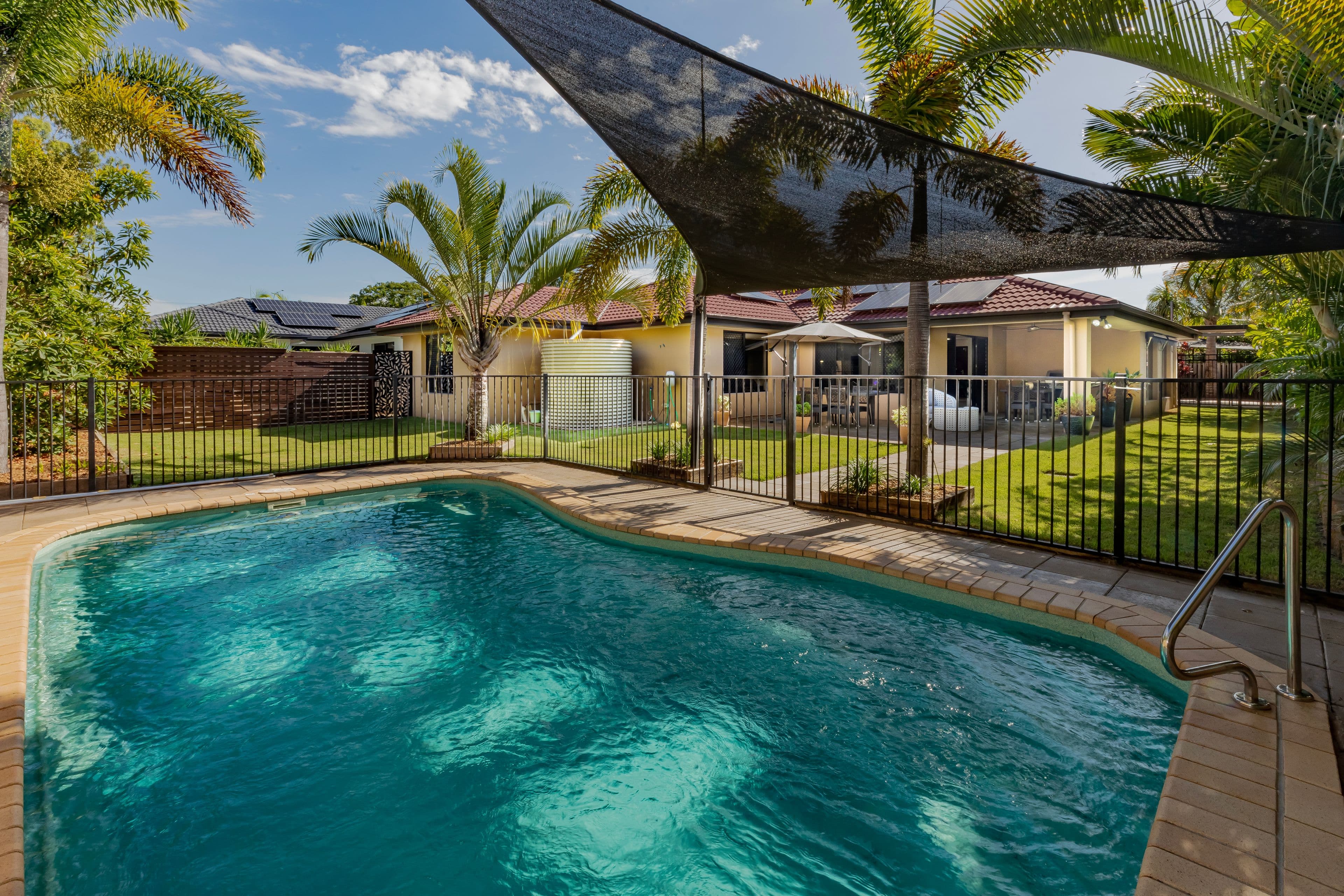 24 Ontario Court, Oxenford QLD 4210, Oxenford - Thumbnail 4