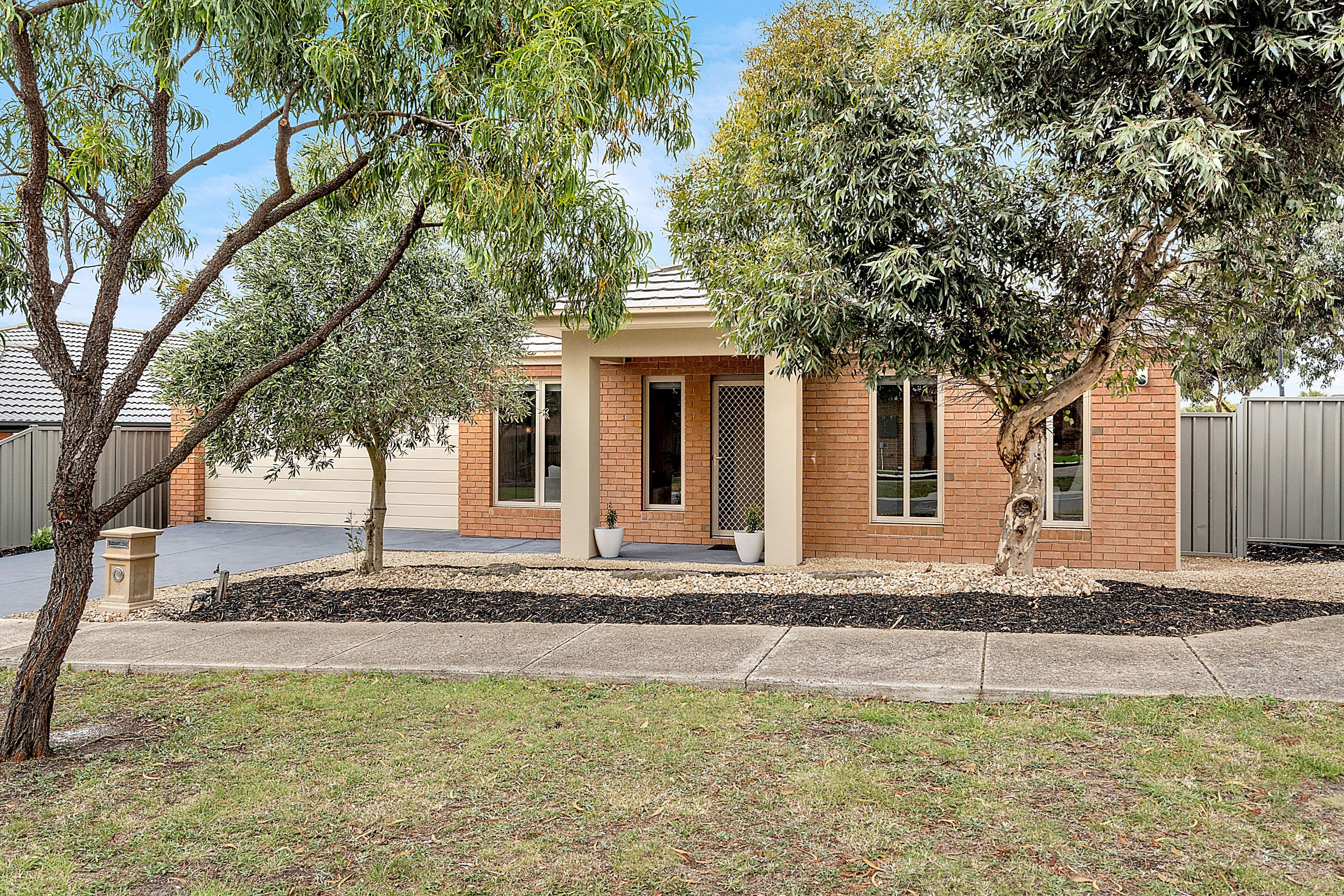 2 Roebuck Way, Craigieburn VIC 3064, Craigieburn - Thumbnail 2