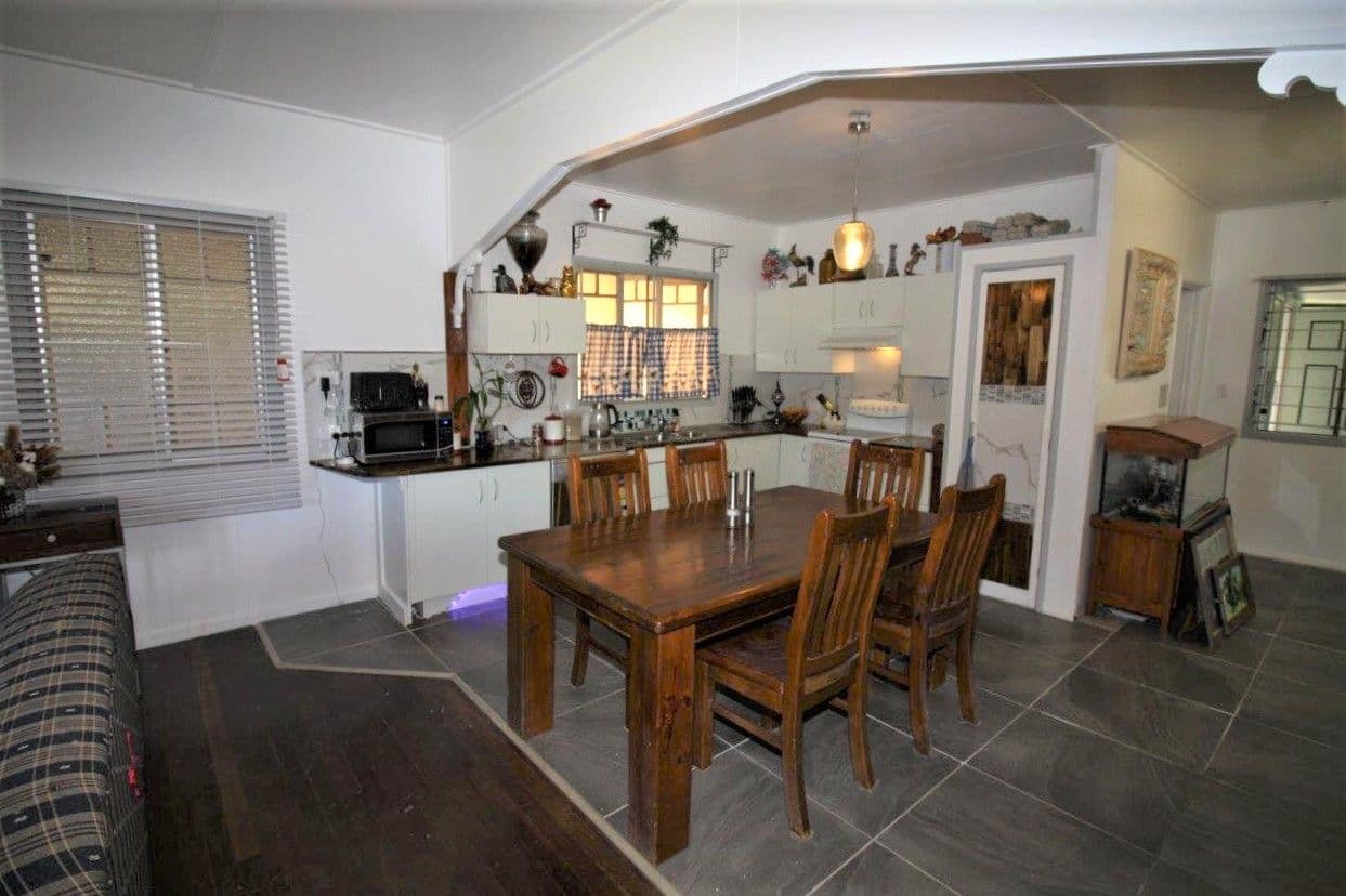 21 Bluff Road, Queenton QLD 4820, Queenton - Thumbnail 2
