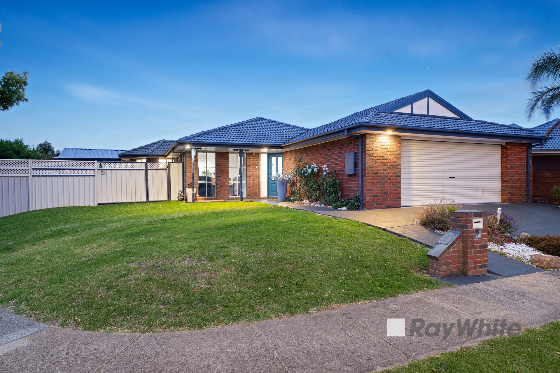 2 Sherwood Road, Narre Warren South VIC 3805, Narre Warren South - Image 1