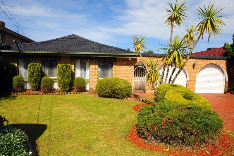 8 King Arthur Drive, GLEN WAVERLEY VIC 3150, Glen Waverley - Image 1