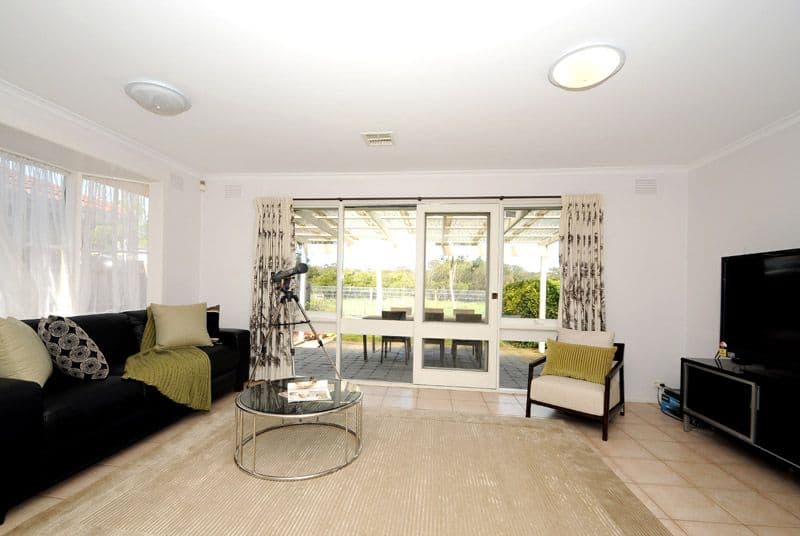 8 King Arthur Drive, GLEN WAVERLEY VIC 3150, Glen Waverley - Thumbnail 5