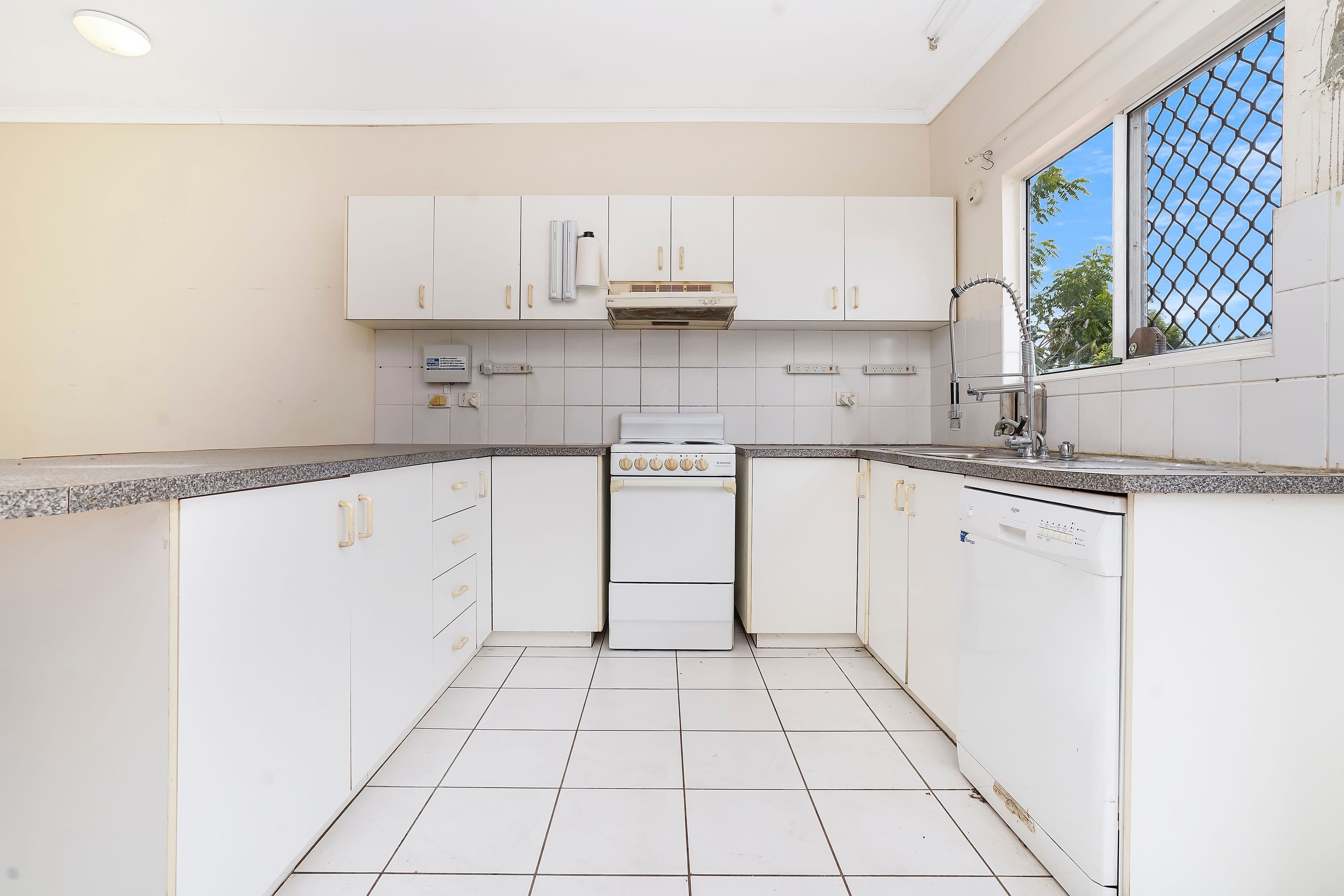 16 McGuire Circuit, Moulden NT 0830, Moulden - Image 1
