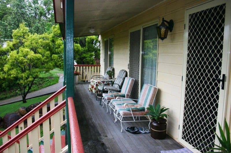 13 Montague Court, EVERTON HILLS QLD 4053, Everton Hills - Thumbnail 2