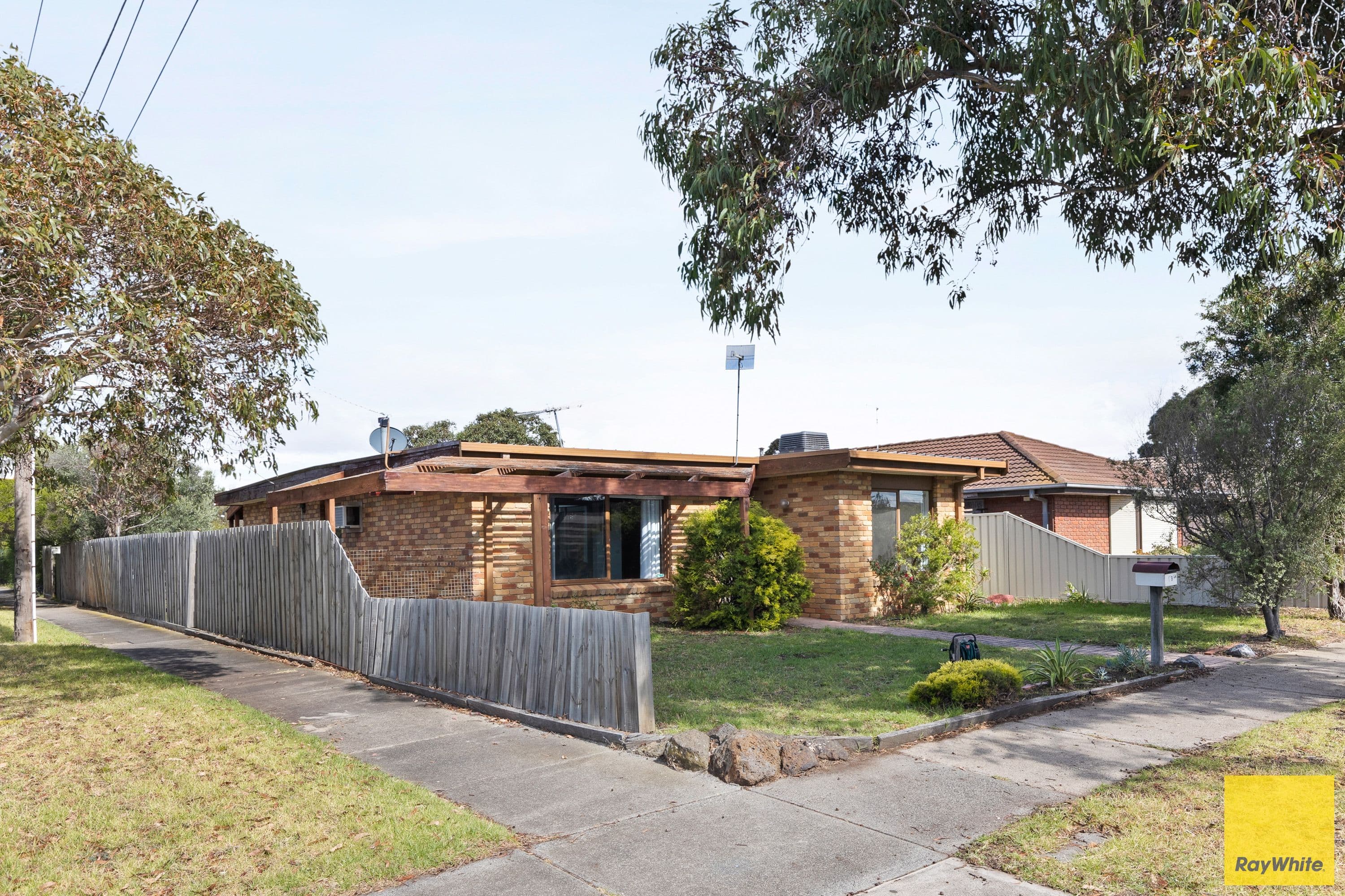 29 Alma Avenue, Altona Meadows VIC 3028, Altona Meadows - Thumbnail 2