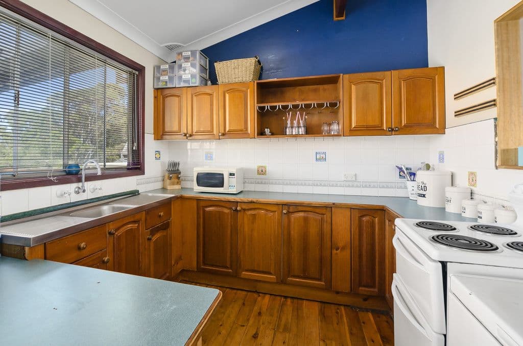 52 Woodford Avenue, WARILLA NSW 2528, Warilla - Thumbnail 4