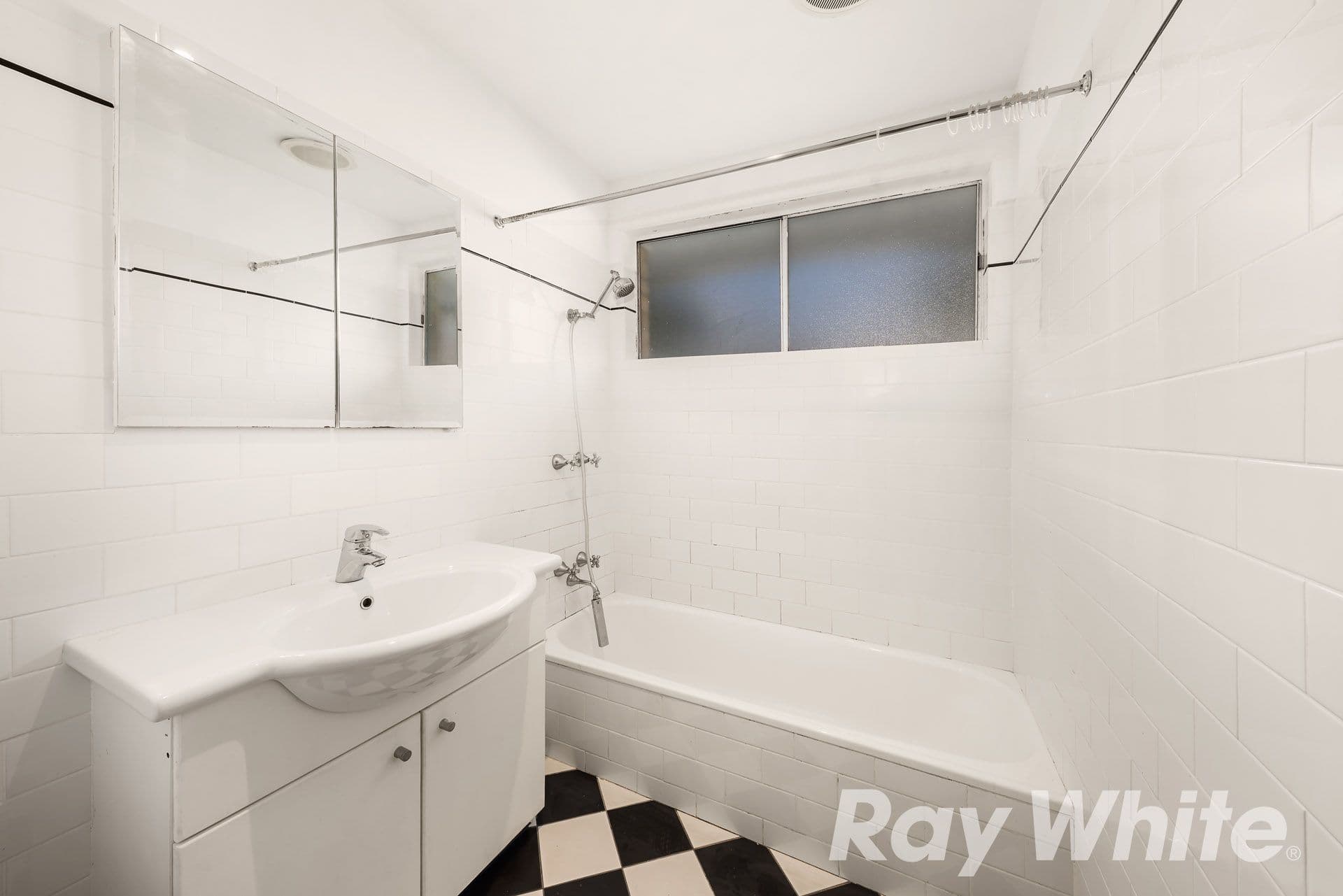 6 Simpson Road, Ferntree Gully VIC 3156, Ferntree Gully - Thumbnail 7