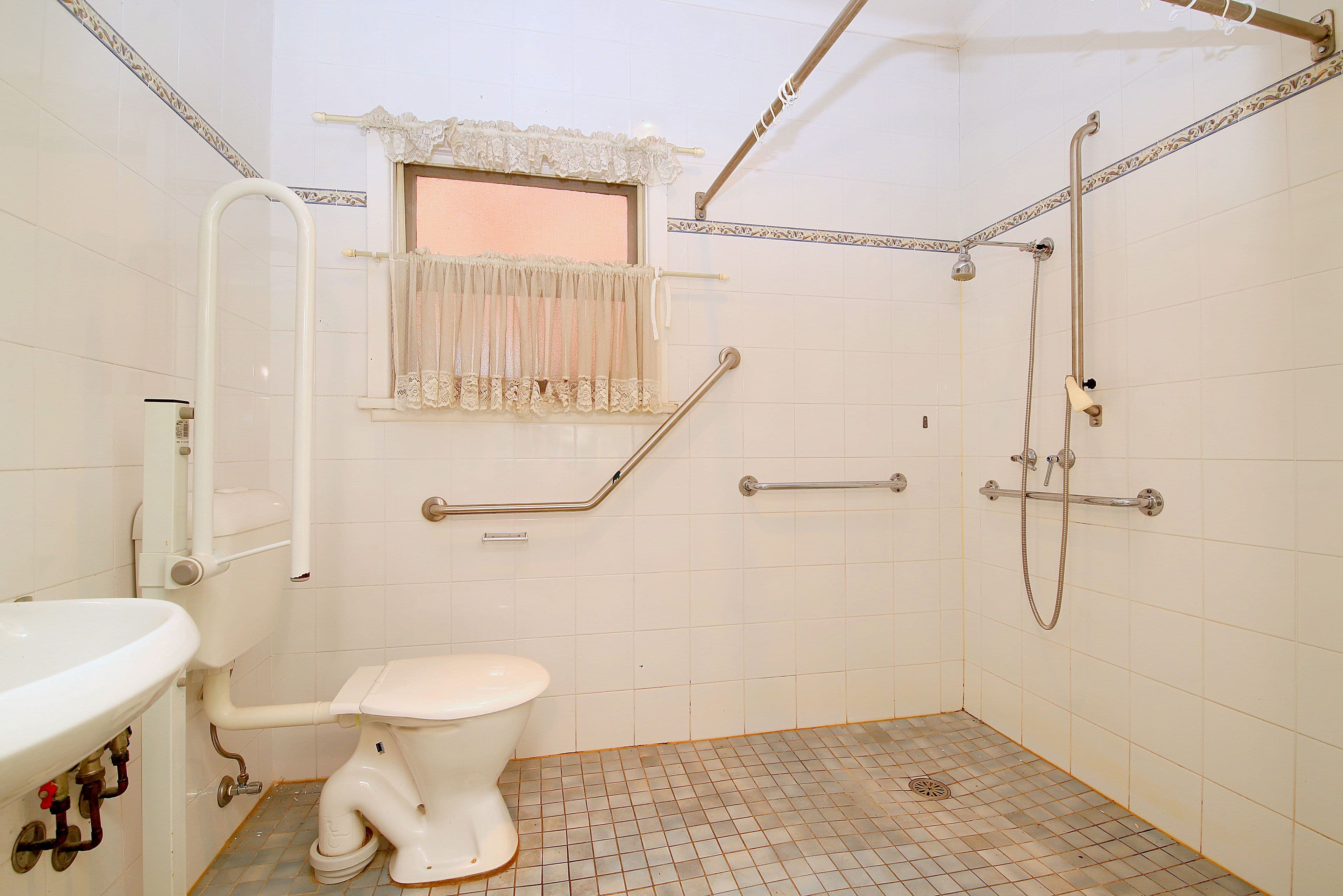 100 Simmat Avenue, Condell Park NSW 2200, Condell Park - Thumbnail 5