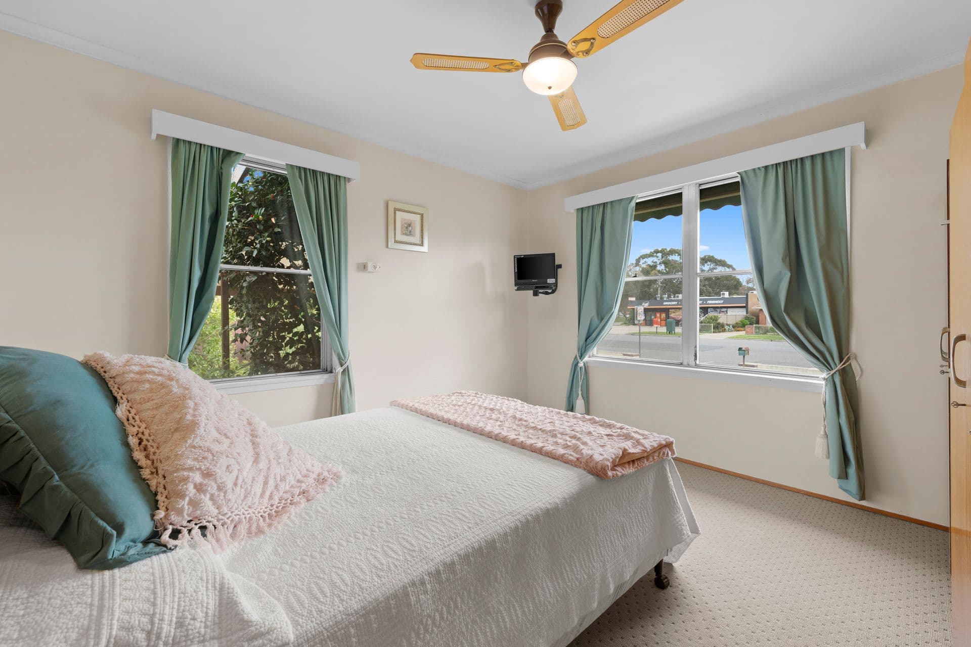 38 Faithfull Street, Benalla VIC 3672, Benalla - Thumbnail 8