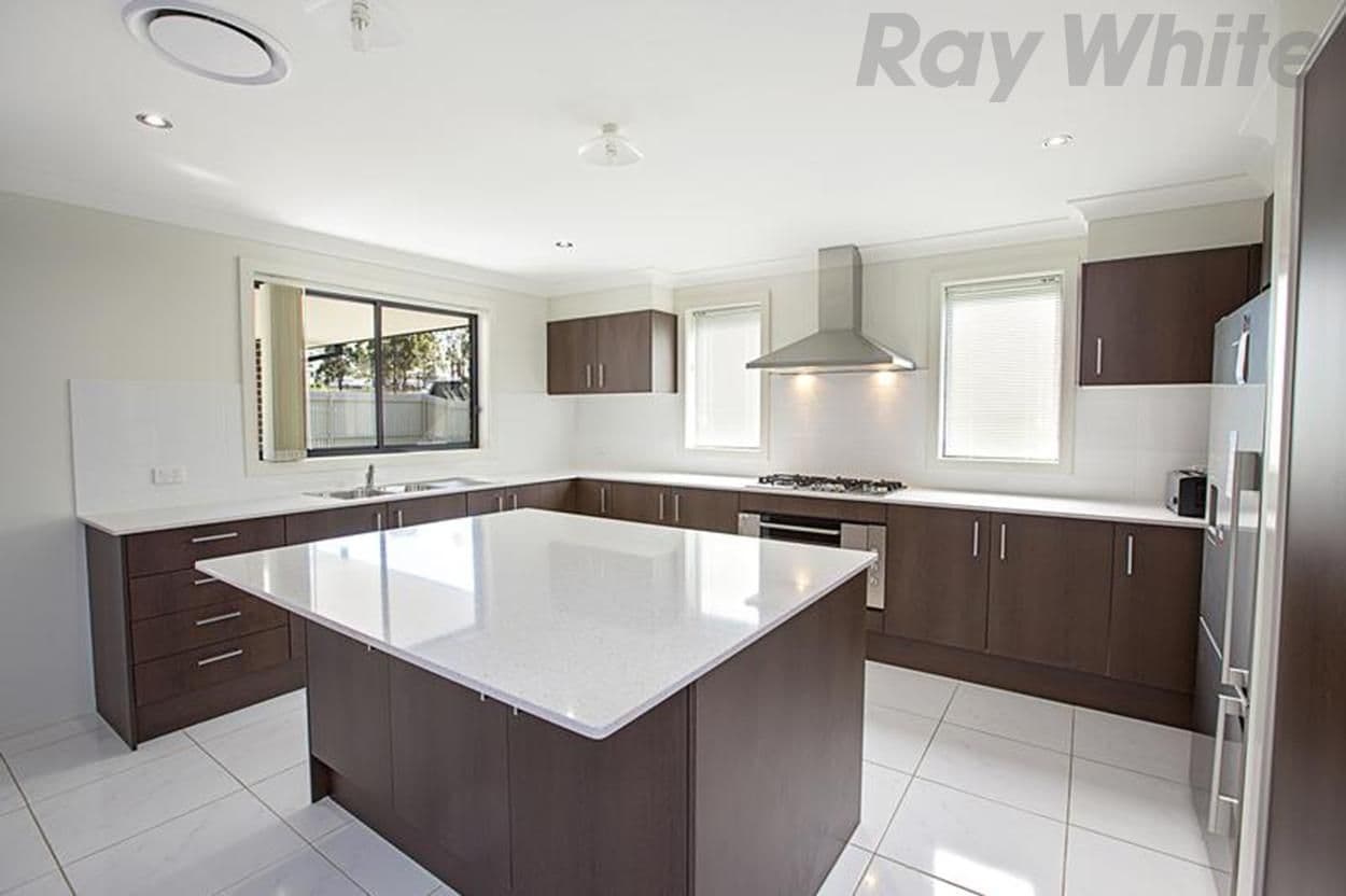 28 Bluey Street, Middleton Grange NSW 2171, Middleton Grange - Thumbnail 2