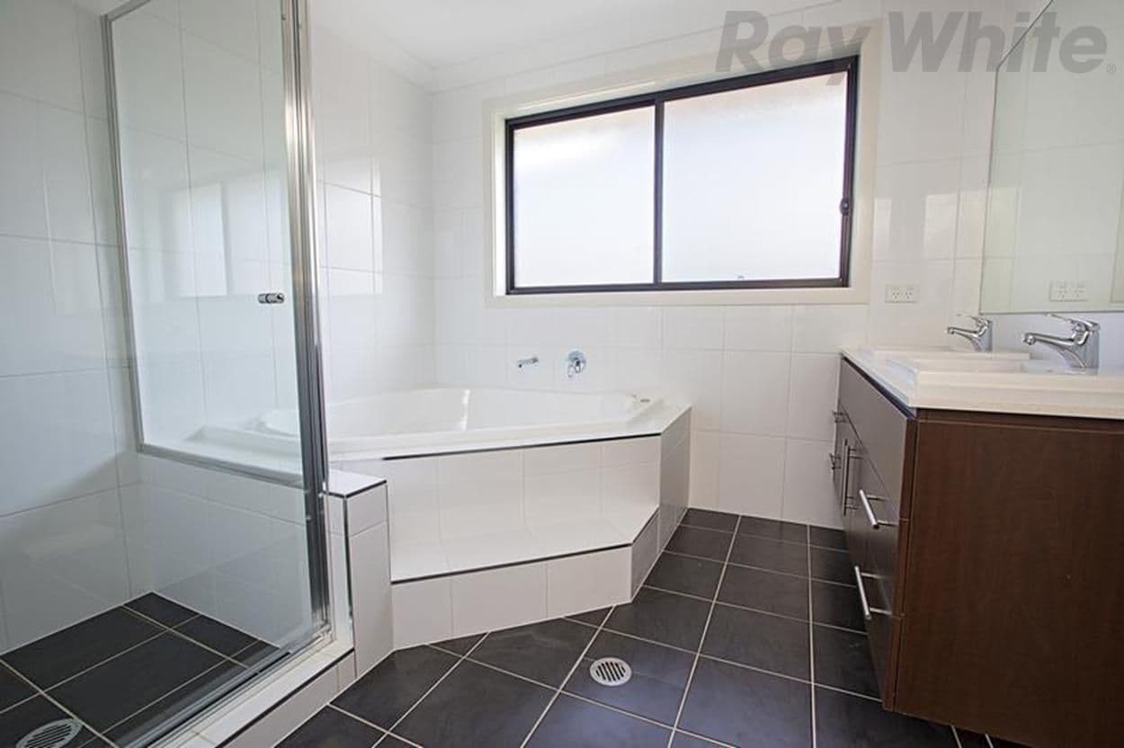28 Bluey Street, Middleton Grange NSW 2171, Middleton Grange - Thumbnail 6