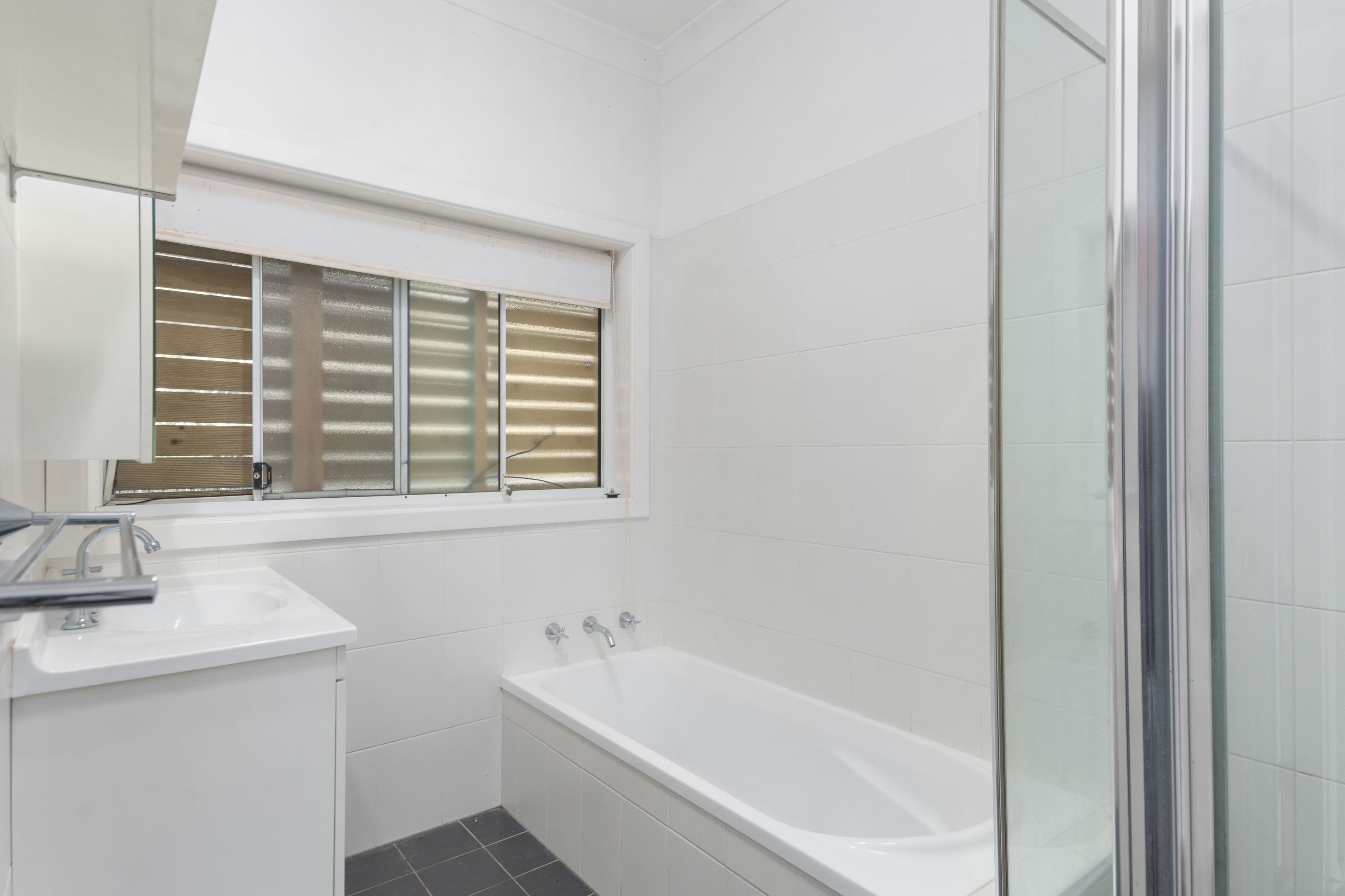 8 Herne Street, Figtree NSW 2525, Figtree - Thumbnail 6