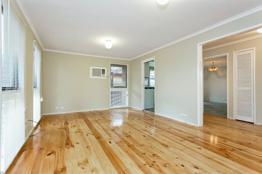 21 Lawson Road, MELTON SOUTH VIC 3338, Melton South - Thumbnail 4