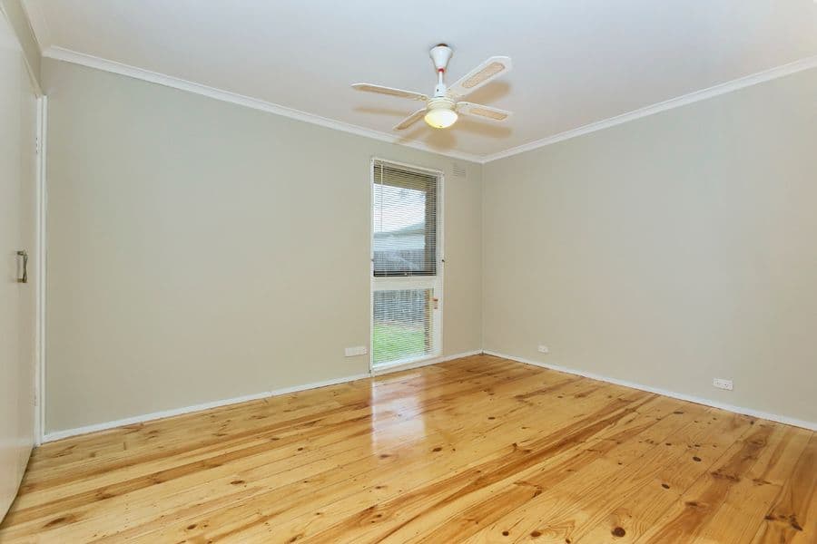 21 Lawson Road, MELTON SOUTH VIC 3338, Melton South - Thumbnail 6
