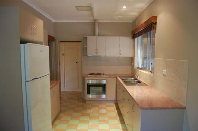 47 Edwards Street, STIRLING NORTH SA 5710, Stirling North - Thumbnail 3