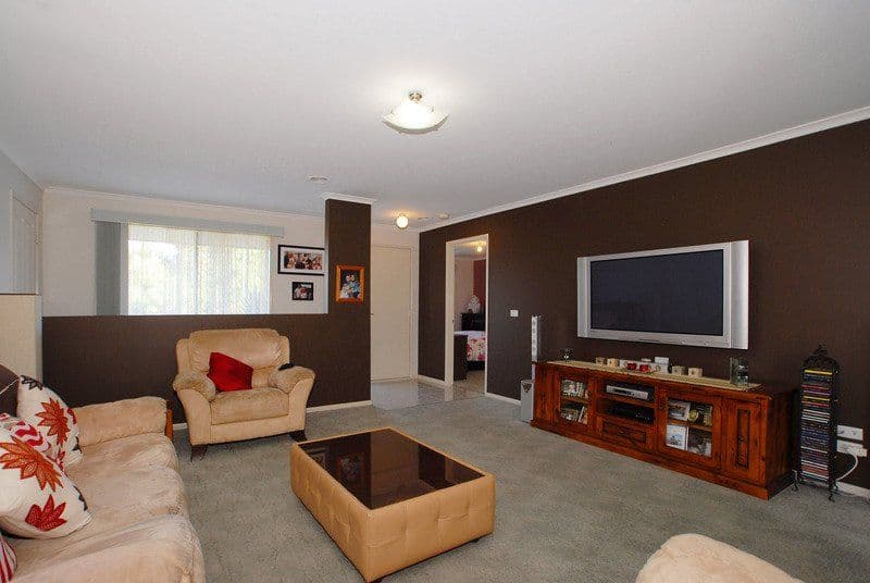 3 Roebourne Mews, CRANBOURNE VIC 3977, Cranbourne East - Thumbnail 2