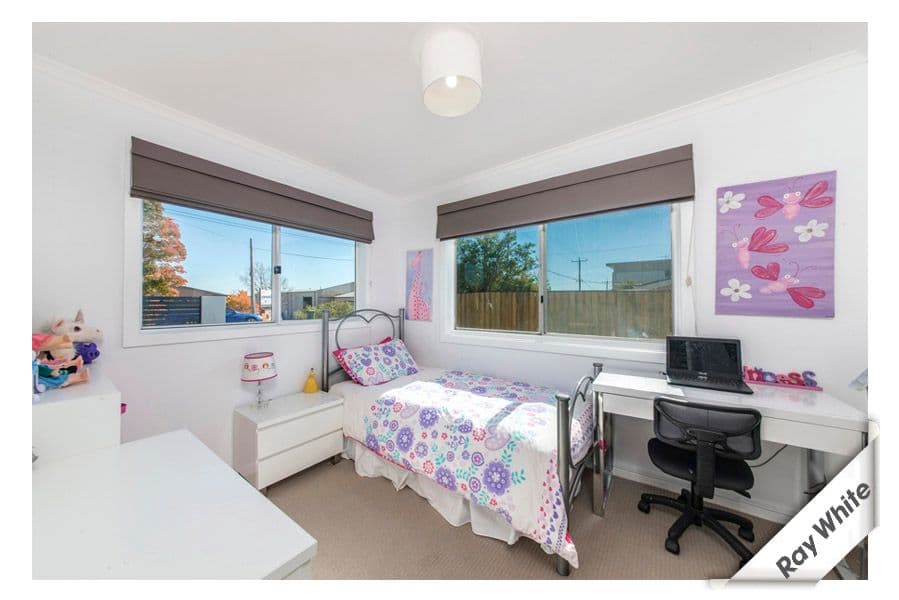 30 Lorn Road, QUEANBEYAN NSW 2620, Queanbeyan - Thumbnail 2