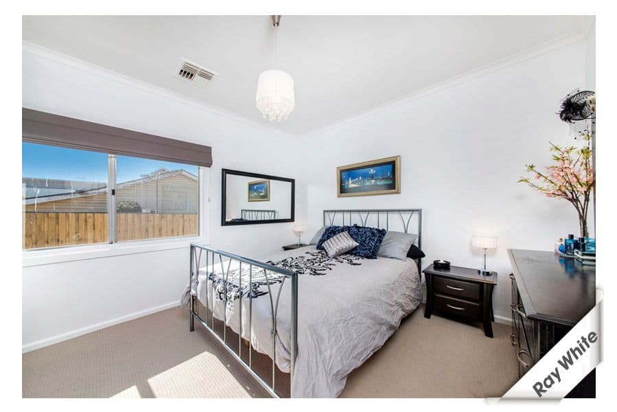 30 Lorn Road, QUEANBEYAN NSW 2620, Queanbeyan - Thumbnail 4