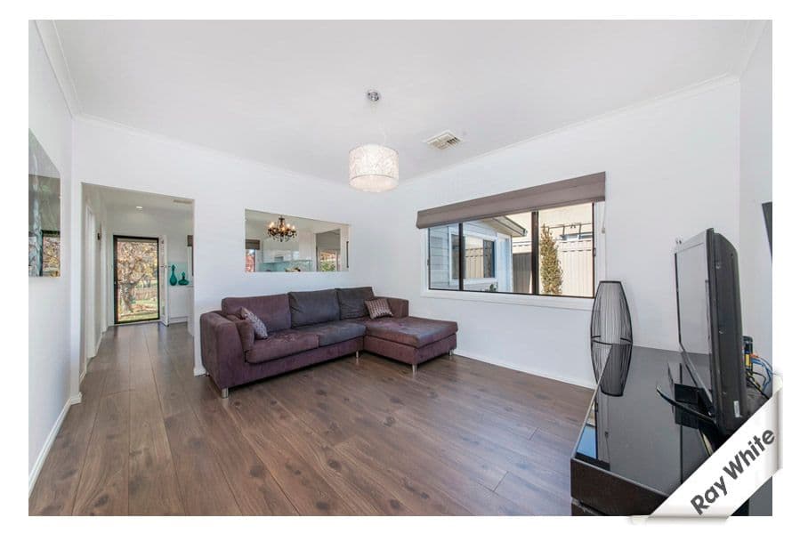 30 Lorn Road, QUEANBEYAN NSW 2620, Queanbeyan - Thumbnail 7