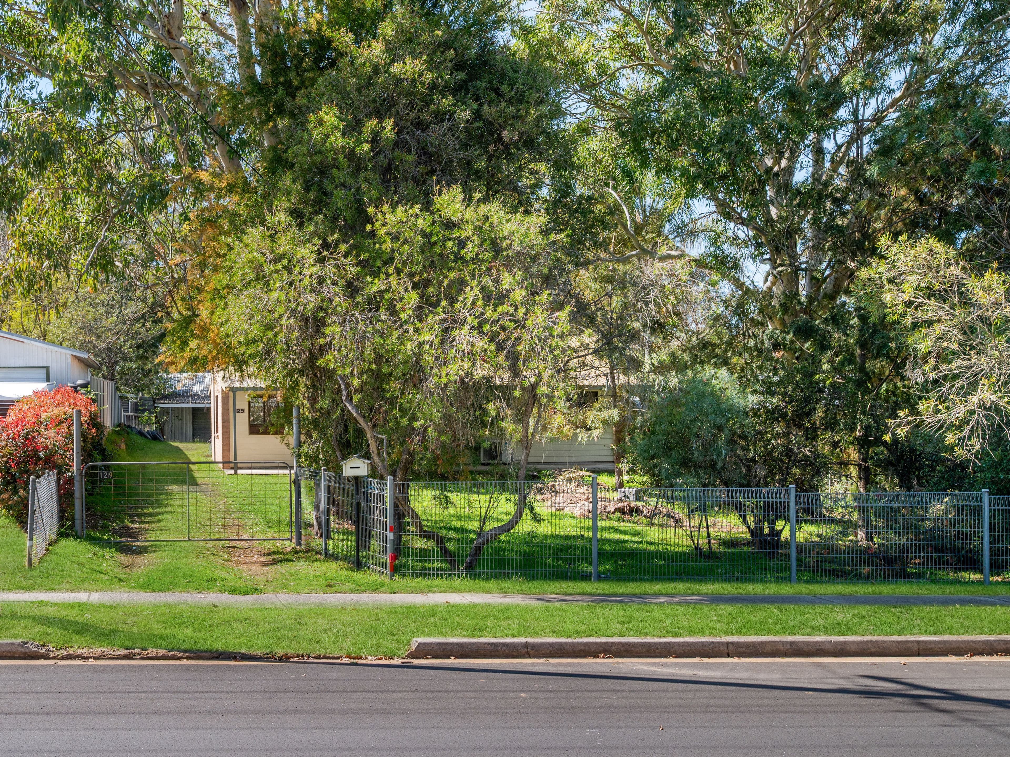 129 Camden Road, Douglas Park NSW 2569, Douglas Park - Thumbnail 2