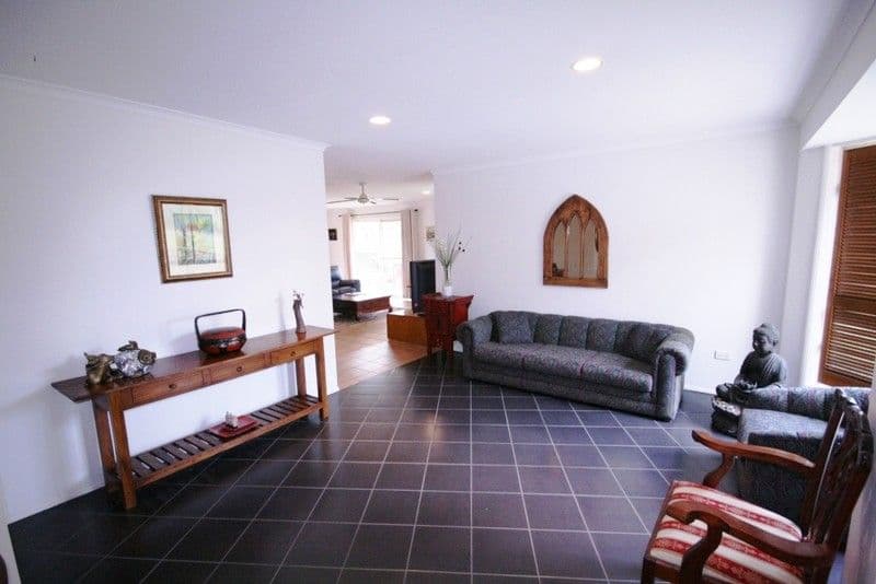 42 Merridown Drive, MERRIMAC QLD 4226, Merrimac - Thumbnail 4