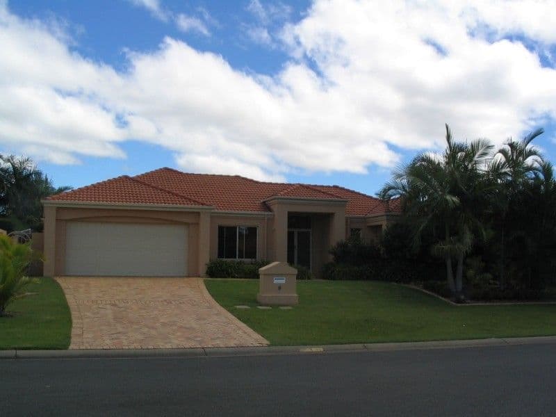 5 Oxford Place, ARUNDEL QLD 4214, Arundel - Image 1