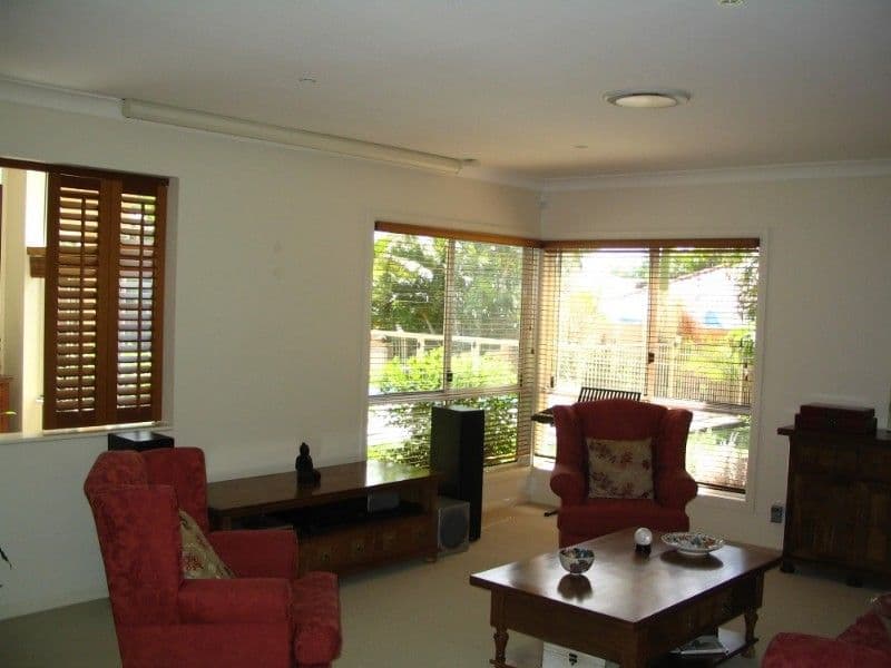 5 Oxford Place, ARUNDEL QLD 4214, Arundel - Thumbnail 4