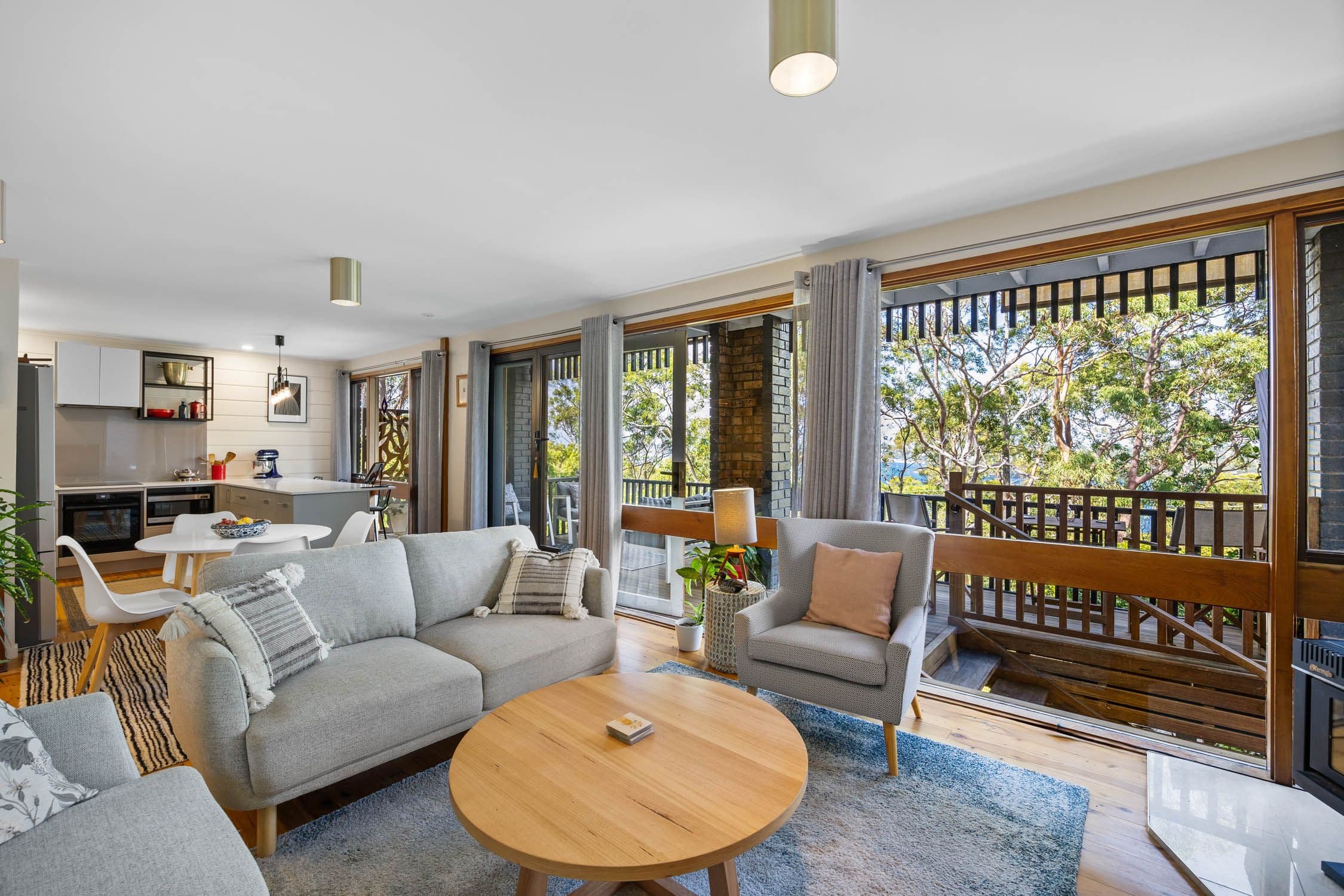 32 Coal Point Road, Coal Point NSW 2283, Coal Point - Image 1