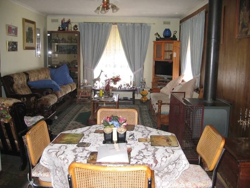 81 Ebden Street, HEATHCOTE VIC 3523, Heathcote - Thumbnail 3