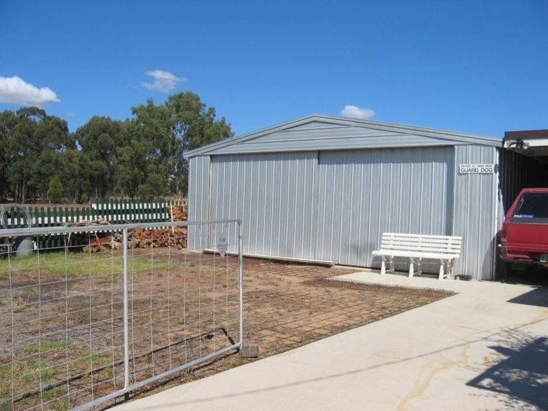 81 Ebden Street, HEATHCOTE VIC 3523, Heathcote - Thumbnail 7