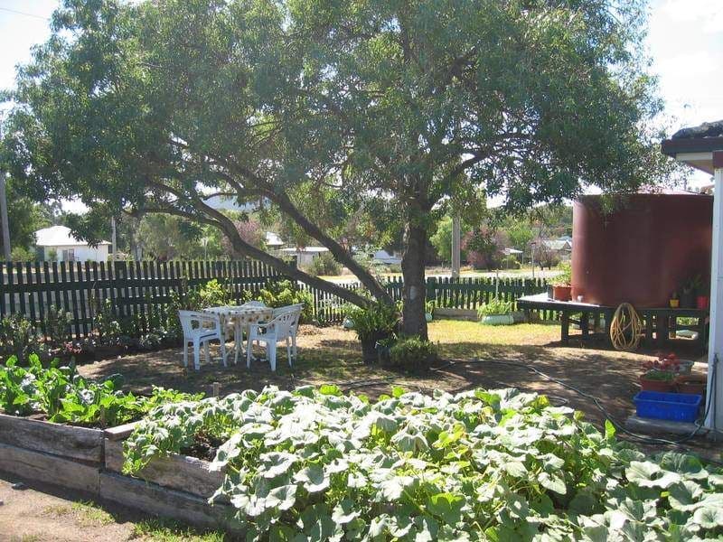 81 Ebden Street, HEATHCOTE VIC 3523, Heathcote - Thumbnail 8