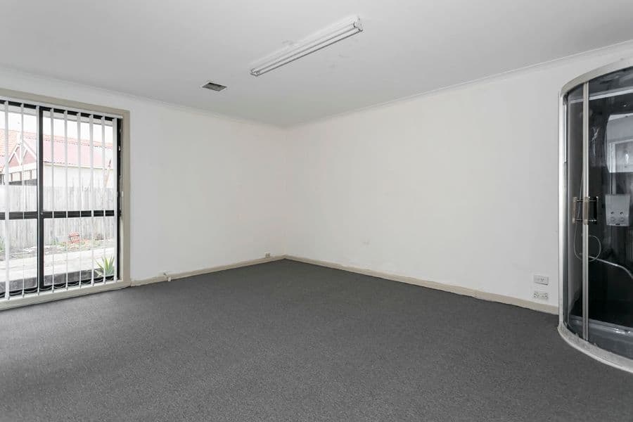 5 Blake Close, DELAHEY VIC 3037, Delahey - Thumbnail 4