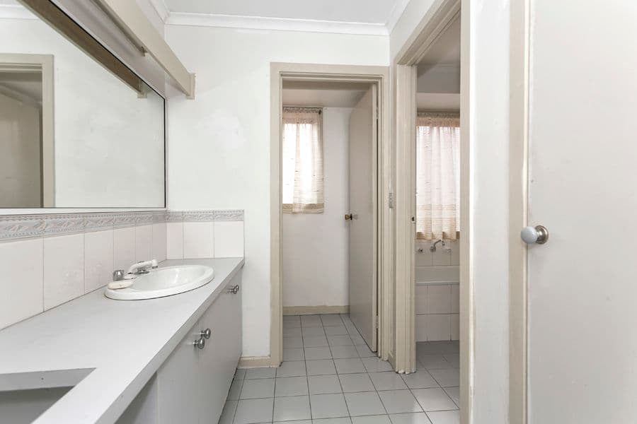 5 Blake Close, DELAHEY VIC 3037, Delahey - Thumbnail 8