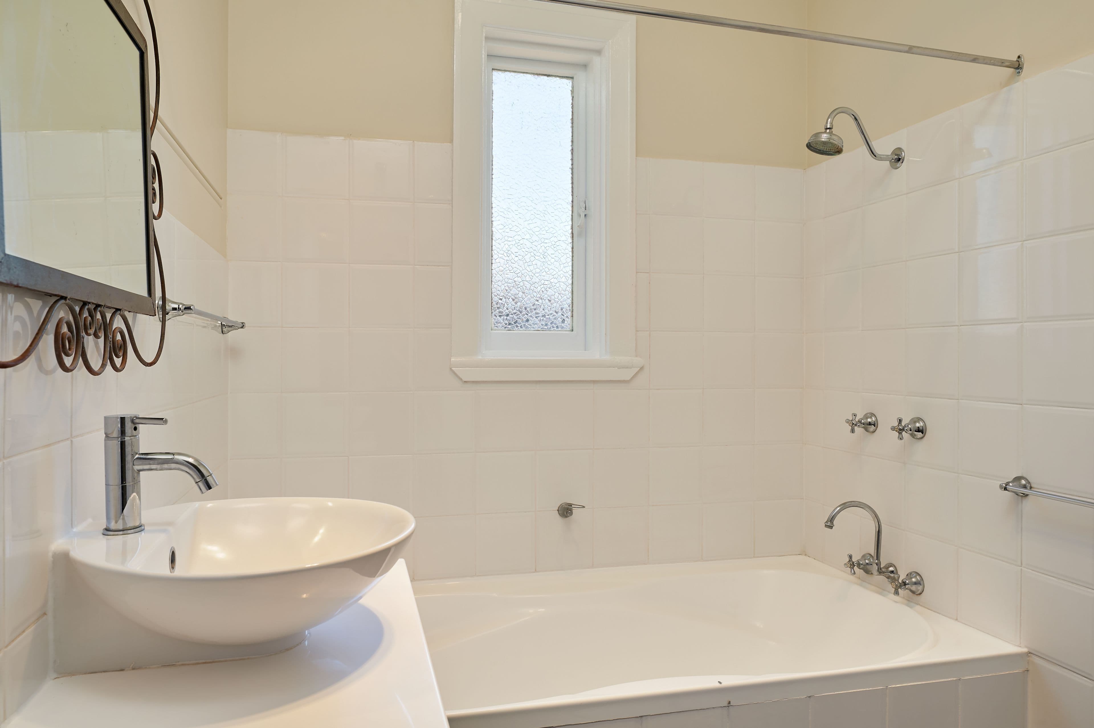33 Gormly Avenue, Wagga Wagga - Thumbnail 5