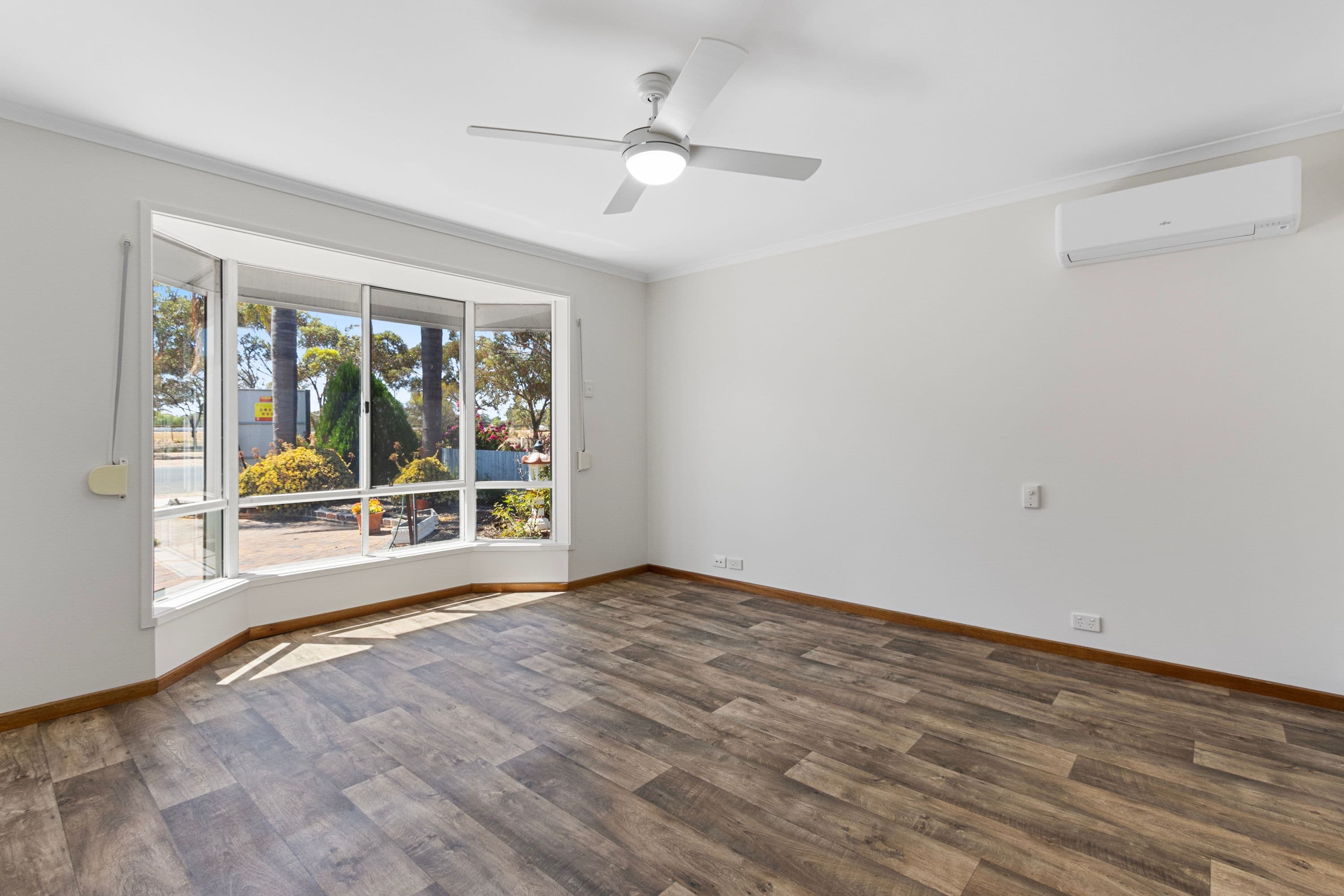 52 Drain Road, New Town SA 5554, New Town - Thumbnail 5