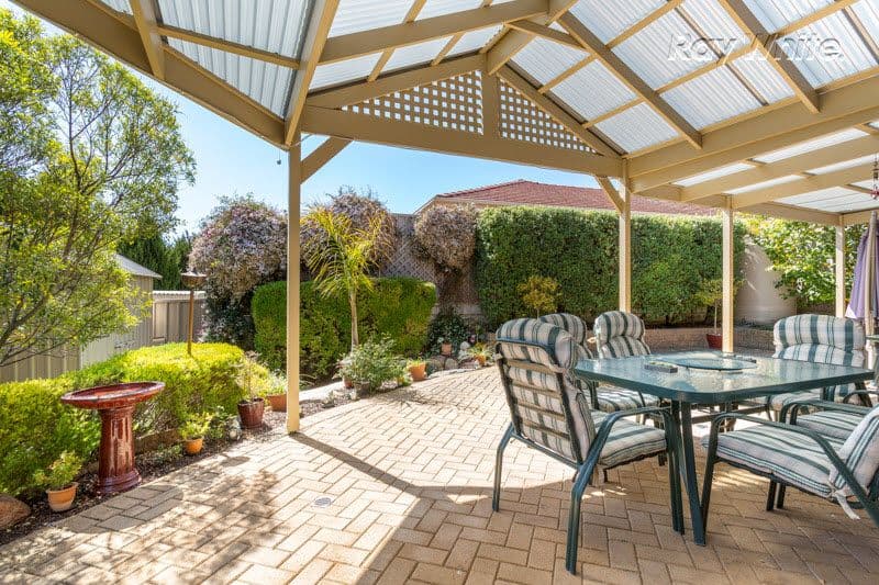 11 Lipson Reach Road, Gulfview Heights SA 5096, Gulfview Heights - Image 1